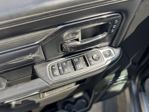 Used 2022 RAM 3500 Limited AWD/4WD image 15