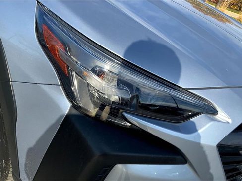 Certified 2023 Subaru Outback Premium image 30