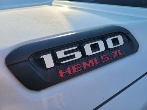 Used 2021 RAM 1500 Big Horn image 9