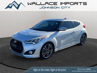 Used 2016 Hyundai Veloster Turbo w/ Option Group 04 video 2