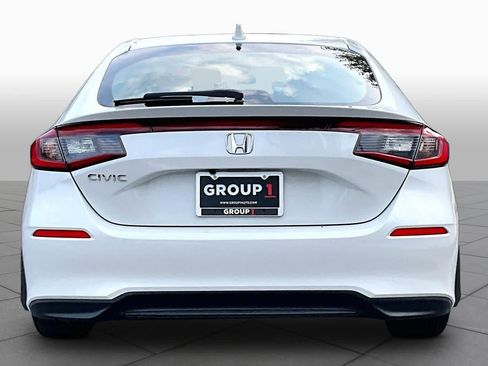 Used 2024 Honda Civic EX-L image 5
