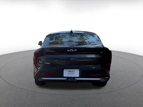 Used 2025 Kia K4 LXS image 11