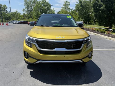 Used 2023 Kia Seltos SX AWD/4WD image 3