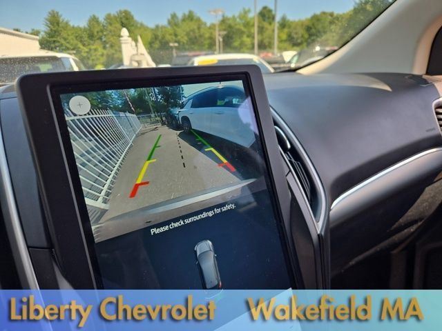 Used 2024 Ford Edge SEL w/ Sport Appearance Package AWD/4WD image 11