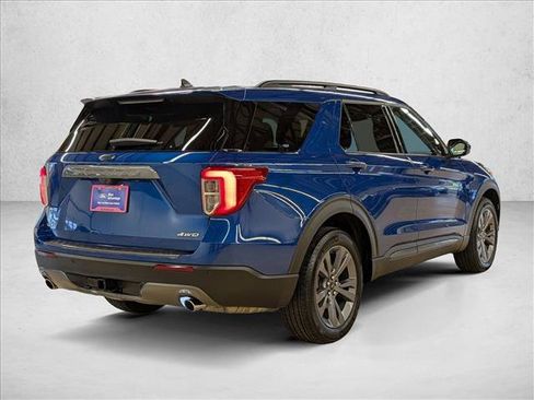 Certified 2023 Ford Explorer XLT w/ Equipment Group 202A AWD/4WD image 5
