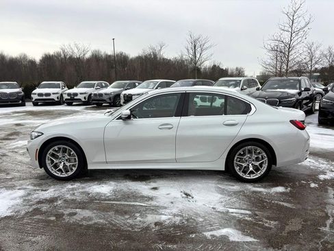Used 2025 BMW 330i xDrive Sedan w/ Premium Package image 4