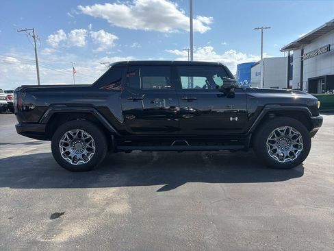Used 2025 GMC Hummer EV 3X AWD/4WD image 2