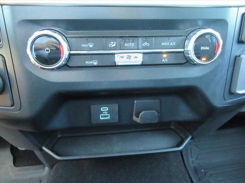 Used 2022 Ford F150 XLT w/ Equipment Group 301A Mid RWD image 26