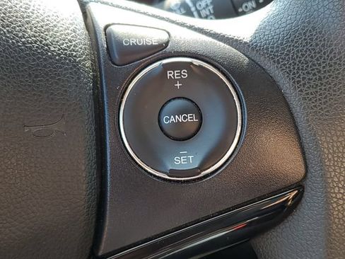 Used 2022 Honda HR-V LX image 21