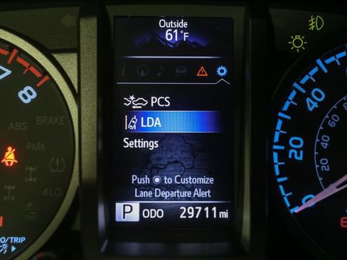 Used 2021 Toyota Tacoma TRD Sport w/ TRD Premium Sport Package AWD/4WD image 29