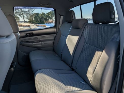 Used 2014 Toyota Tacoma 4x4 Double Cab image 13