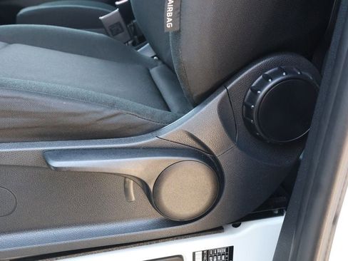 Used 2025 Mercedes-Benz Sprinter 2500 image 10