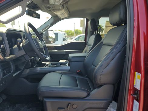 New 2026 Ford F250 Lariat w/ Black Appearance Package image 11