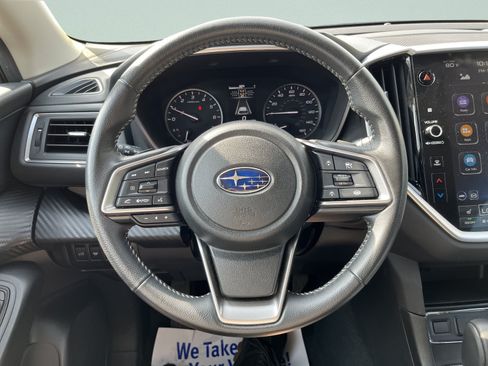 Used 2025 Subaru Ascent Premium AWD/4WD image 18