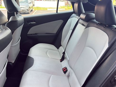 Used 2017 Toyota Prius Four w/ Advanced Technology Package FWD image 27