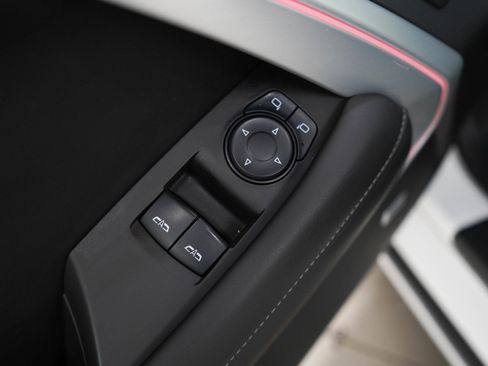 Used 2017 Chevrolet Camaro SS RWD image 14