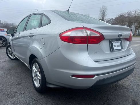 Used 2019 Ford Fiesta SE image 7