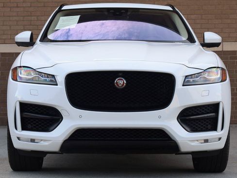 Used 2019 Jaguar F-PACE R-Sport AWD/4WD image 6