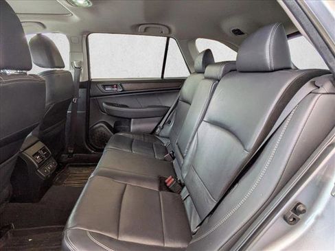 Used 2019 Subaru Outback 2.5i Limited w/ Popular Package #2 AWD/4WD image 9