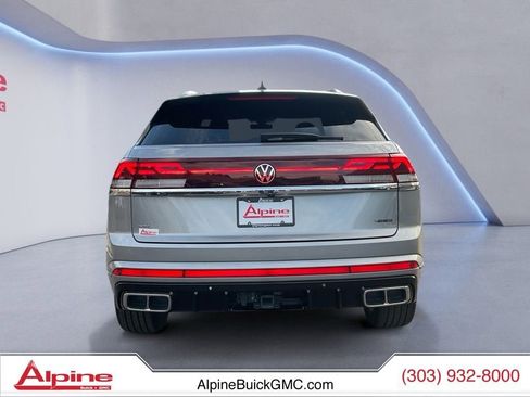 Used 2024 Volkswagen Atlas Cross Sport SEL Premium R-Line image 4