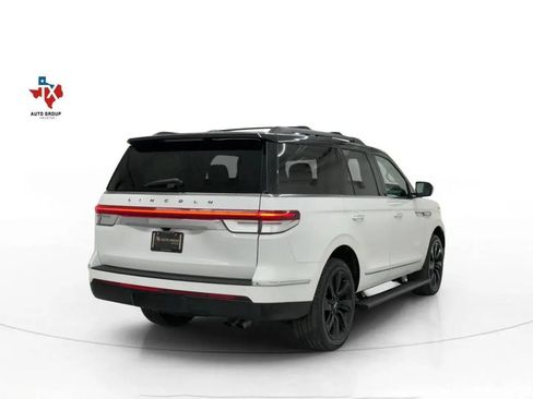Used 2022 Lincoln Navigator Black Label AWD/4WD image 6