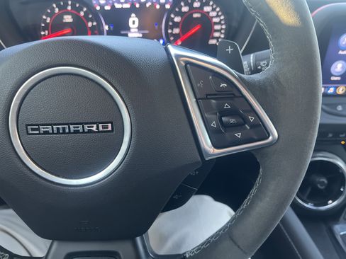 Used 2022 Chevrolet Camaro SS image 27
