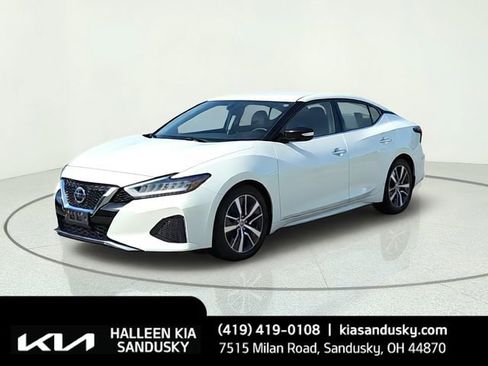 Used 2019 Nissan Maxima 3.5 SV w/ Floor Mat Group FWD image 1