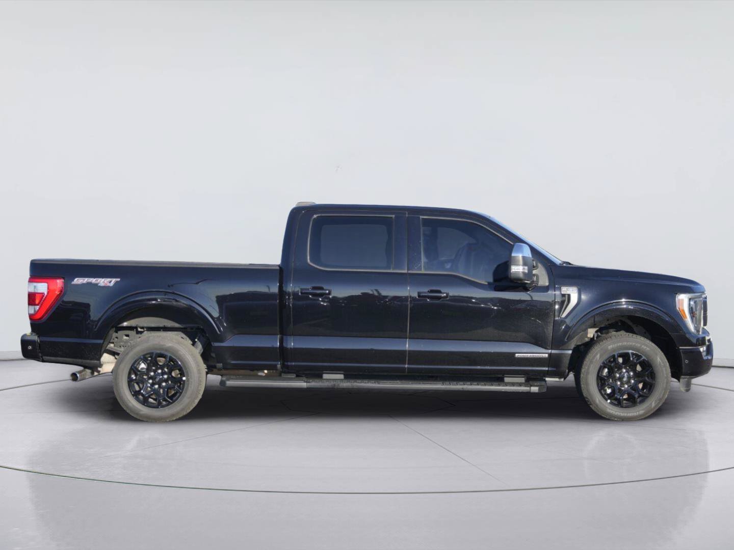 Used 2022 Ford F150 Lariat w/ Equipment Group 502A High AWD/4WD image 5