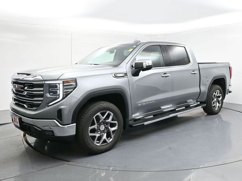 Used 2024 GMC Sierra 1500 SLT w/ X31 Off-Road Package AWD/4WD image 1