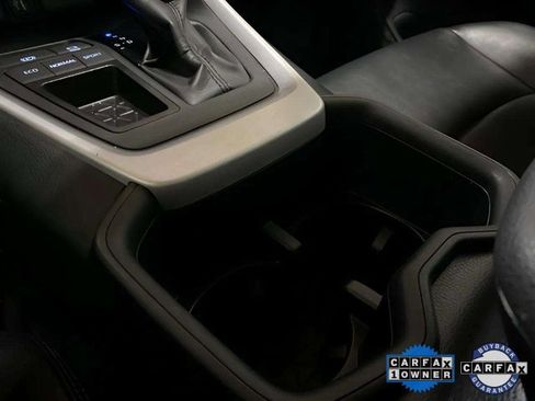 Used 2024 Toyota RAV4 XLE Premium image 54