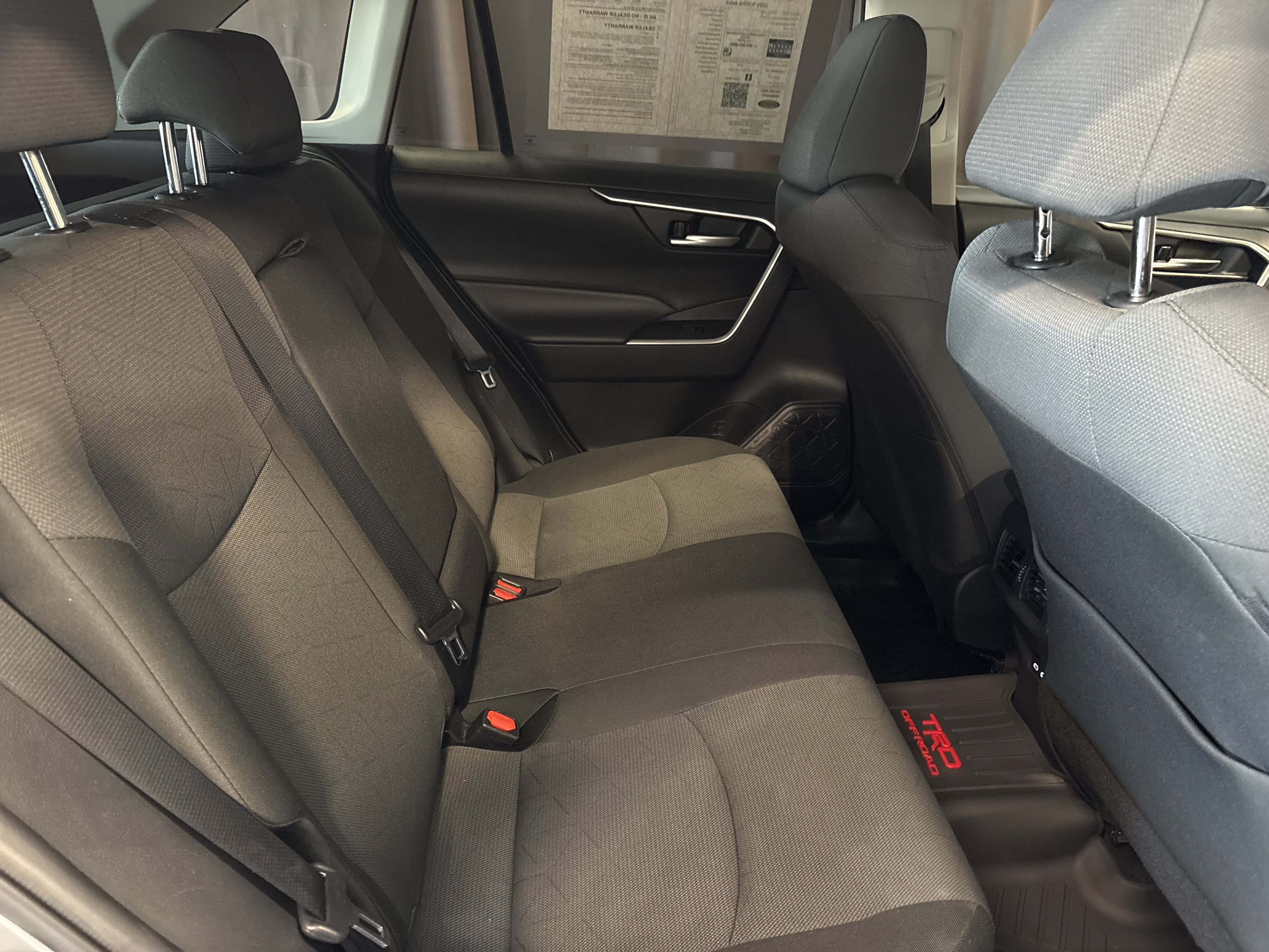 Certified 2025 Toyota RAV4 XLE FWD image 32