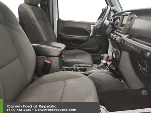 Used 2023 Jeep Wrangler Sport S image 25