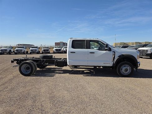 New 2026 Ford F550 4x4 Crew Cab Super Duty image 6