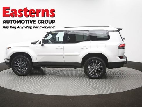 Used 2026 Lexus GX 550 w/ Cold Area Package AWD/4WD image 70