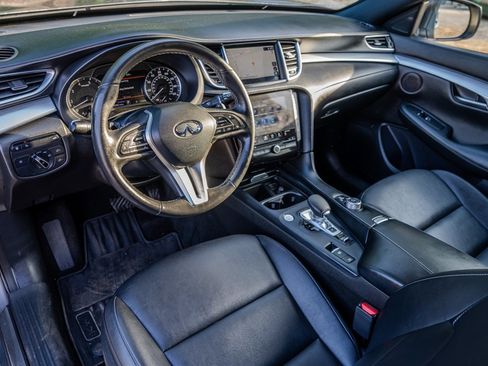 Used 2020 INFINITI QX50 Essential w/ Edition 30 Package FWD image 14