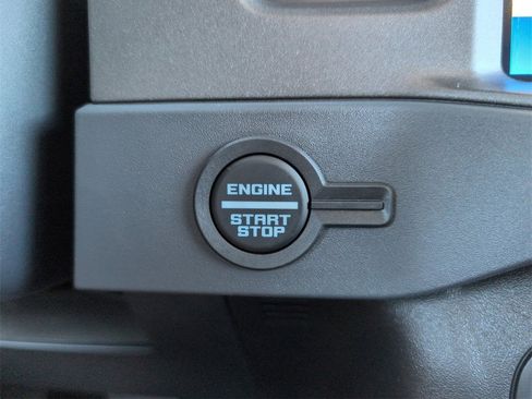 New 2025 Ford Bronco Badlands w/ Sasquatch Package image 23