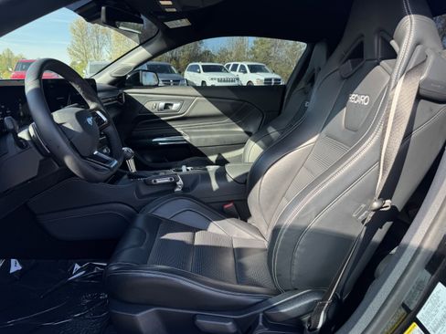 Used 2024 Ford Mustang GT Premium w/ GT Performance Package image 27