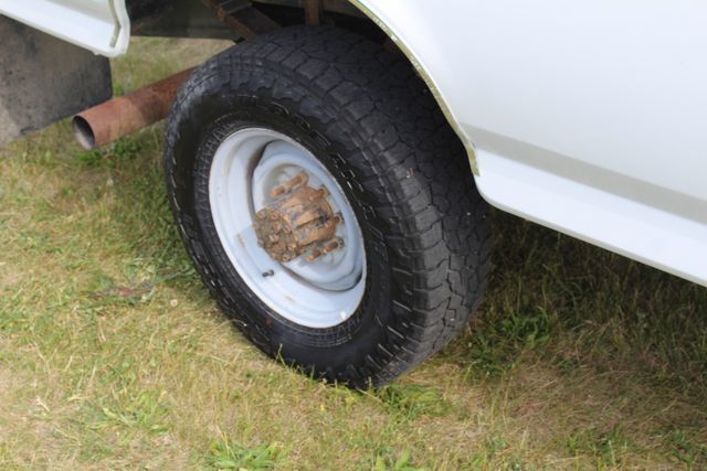 Used 1996 Ford F250 4x4 Regular Cab image 11