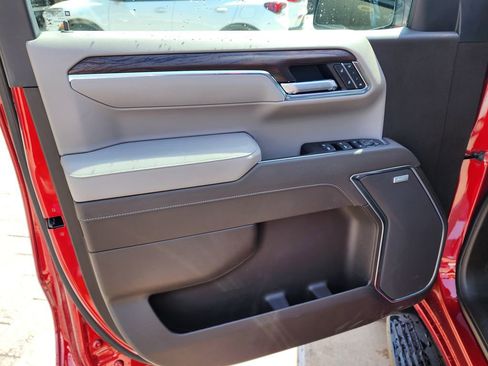 New 2026 GMC Sierra 1500 SLT image 14