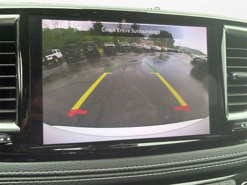 Used 2023 Chrysler Pacifica Limited w/ Trailer Tow Group image 13