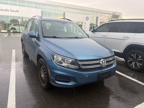 Used 2017 Volkswagen Tiguan S AWD/4WD image 6