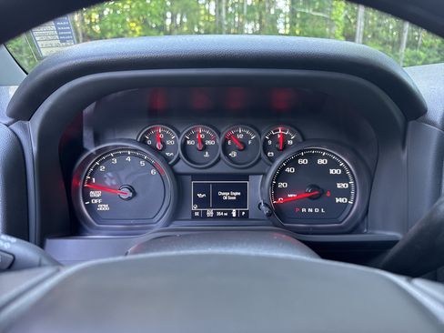 Used 2025 Chevrolet Silverado 1500 W/T w/ WT Value Package AWD/4WD image 21
