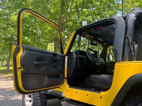 Used 2003 Jeep Wrangler X AWD/4WD image 69