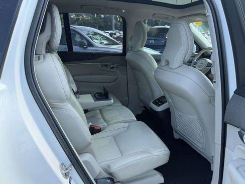 Used 2023 Volvo XC90 B6 Ultimate w/ Protection Package Premier AWD/4WD image 13