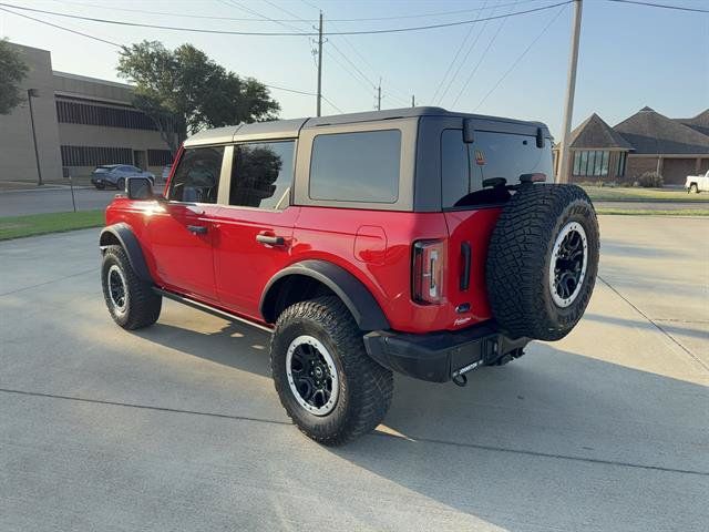 Used 2023 Ford Bronco Badlands w/ Sasquatch Package AWD/4WD image 5