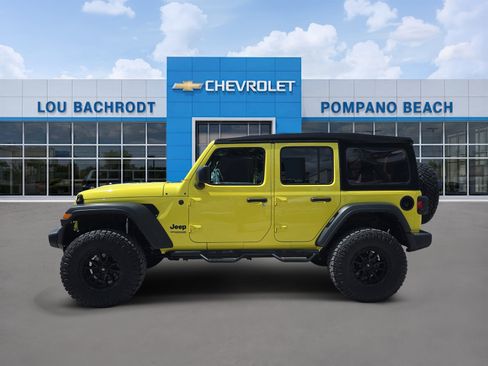Used 2022 Jeep Wrangler Unlimited Sport AWD/4WD image 4