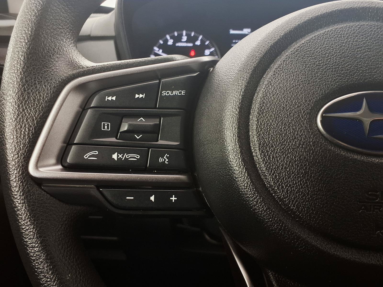 Used 2025 Subaru Impreza 2.0i AWD/4WD image 15