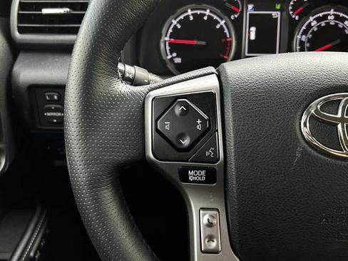 Used 2024 Toyota 4Runner Limited AWD/4WD image 14