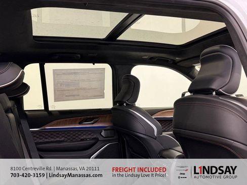 New 2025 Jeep Grand Cherokee Summit image 14