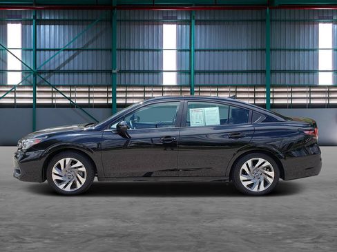 Used 2025 Subaru Legacy Limited AWD/4WD image 2